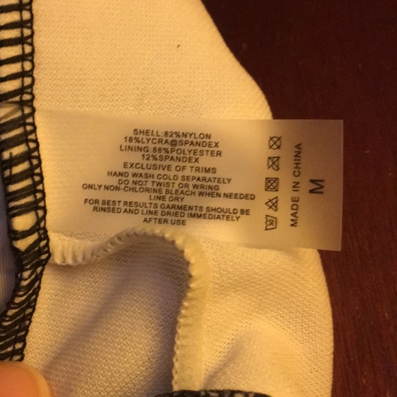NWOT White/Pink & Blk Halter Cheeky Bikini - Picture 6 of 6